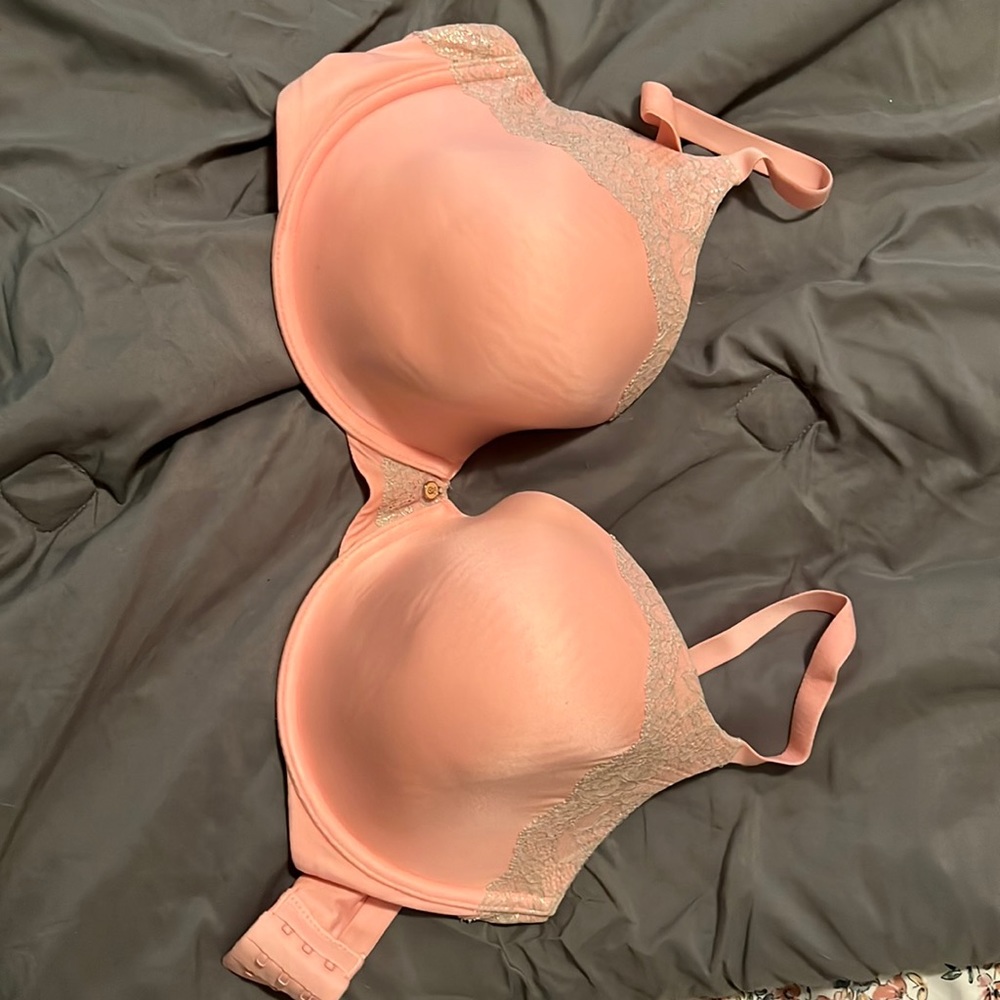 Victoria Secret Lined Demi size 38DD